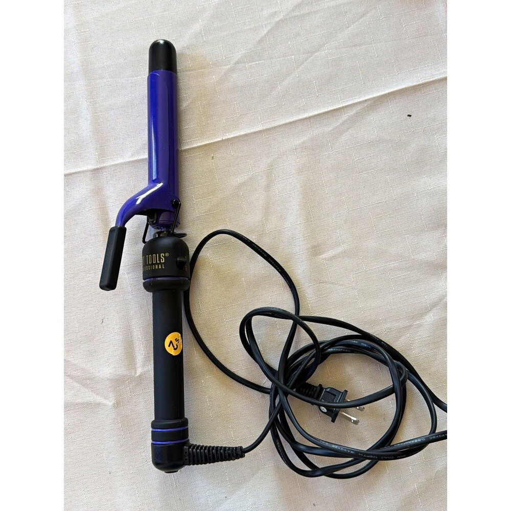 Hot Tools 1in Ceramic Curling Iron 430°F 85W Safety Stand Purple/Black 2181